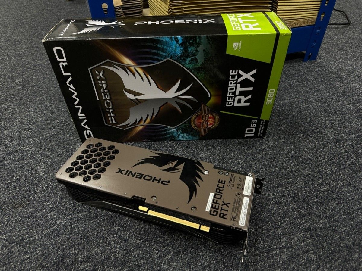 Nvidia Schede grafiche: RTX 3080 Phoenix – Usato da Ostermundigen venduto da luc_hll8