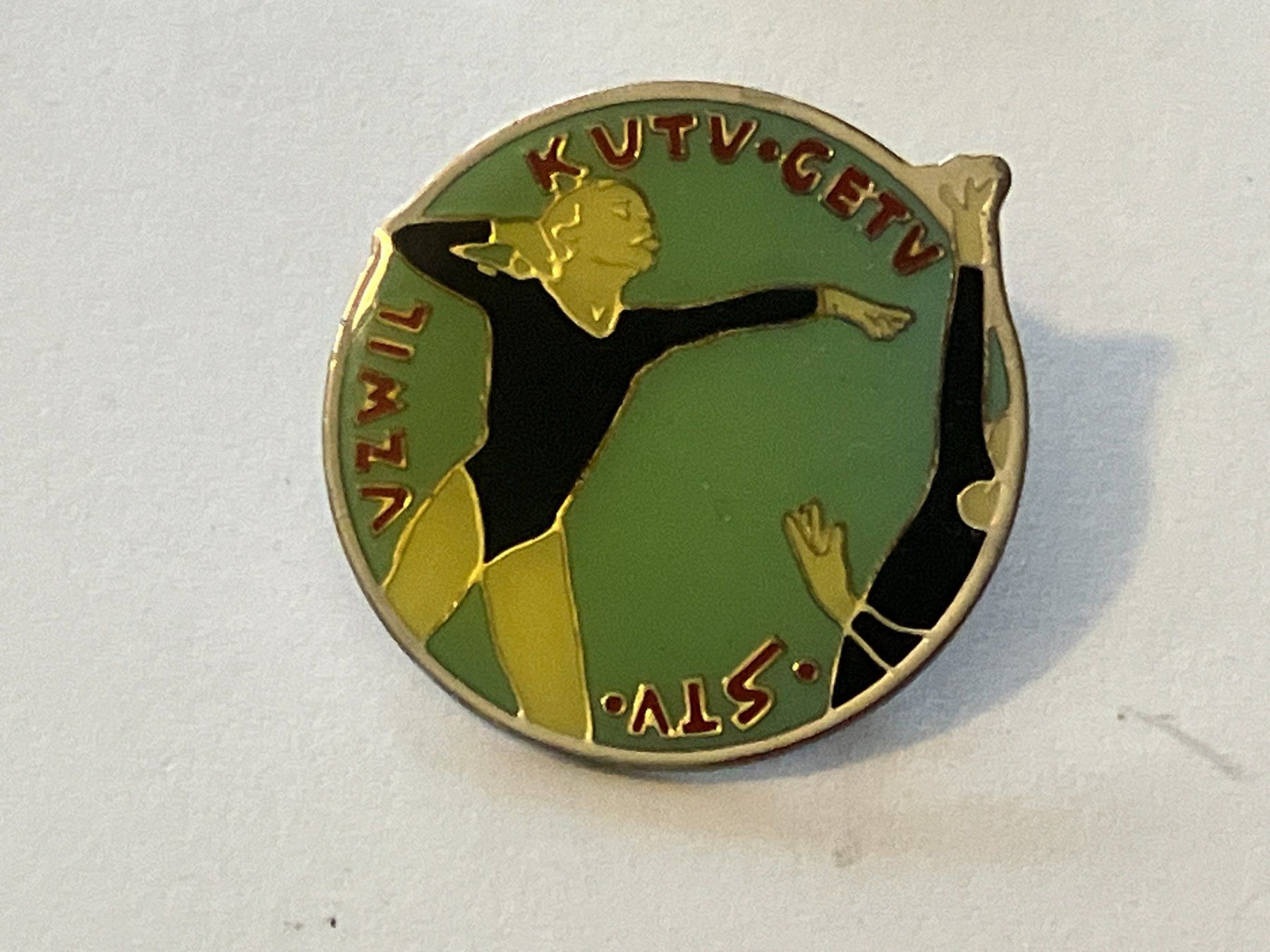 Placchette & Badge: 1 Pin STV Uzwil KUTV GETV  – Usato da Basel venduto da djwwpp