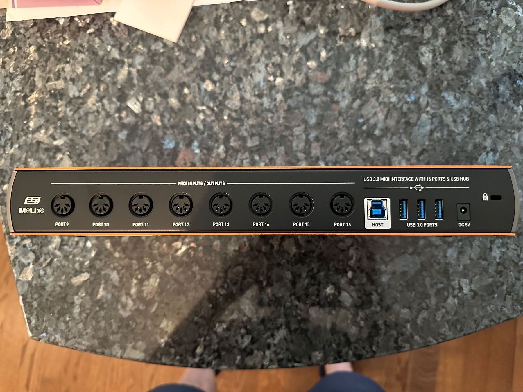 Attrezzatura per studi di registrazione: USB 3.00 Midi -Interface ESI M8U ex – Usato da Inwil venduto da Barmi0 1