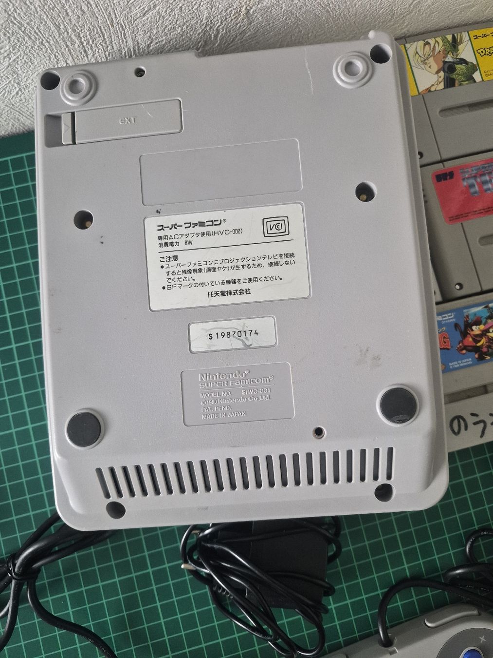 Nintendo Console: Nintendo Super Famicom Console, 2 Controllers & 5 Games SNES – Usato da Meyrin venduto da Retro-GZ 3