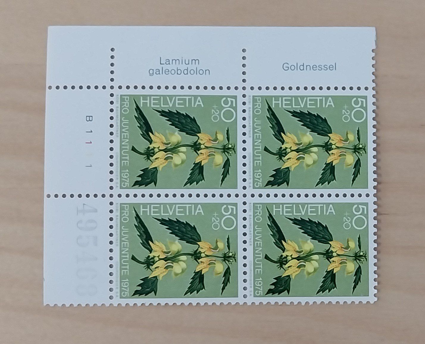 Alle Briefmarken: ProJuventute - bloc de 4 de 1975 – Neu (gemäss Beschreibung) aus Bussigny von jaqual