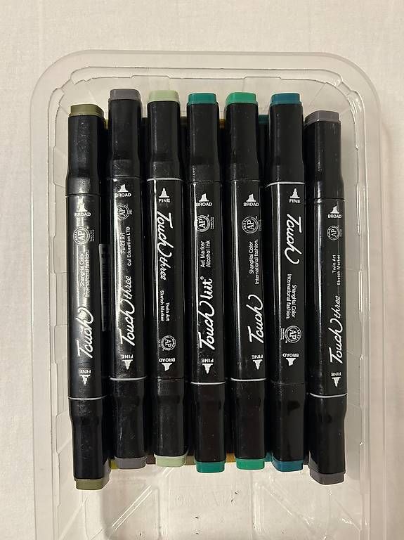 Colori: Set Pantoni / Marker Professionali – Usato da Lugaggia venduto da eri_bf2l