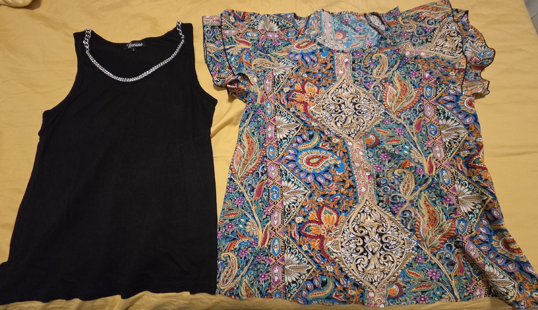 Lotti di vestiti: Lot de 3 tops été, taille M/L – Usato da Onex venduto da dan_2nt8