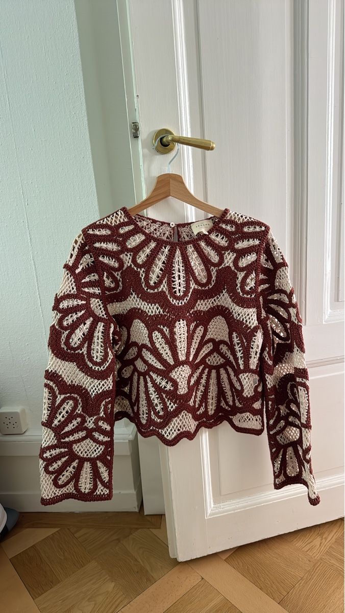 Sezane Top: Sézane Summer top – Nuovo (secondo la descrizione) da Genève venduto da woo_qt79