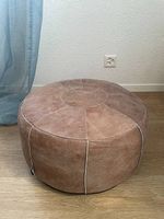 Sehr schöner Echt-Leder-Pouf