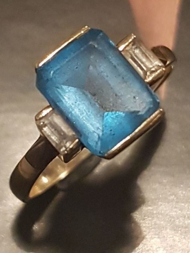 Bagues: Eleganter Ring mit blauem Stein – Neuf (Voir description) à Unterägeri par Altgoldschmuck 3