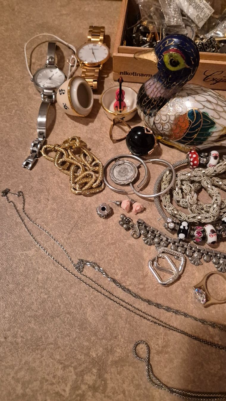 Altri gioielli: Konvolut Schmuck und Accessoires, gemischte Teile – Usato da Schaffhausen venduto da Lenas19 3