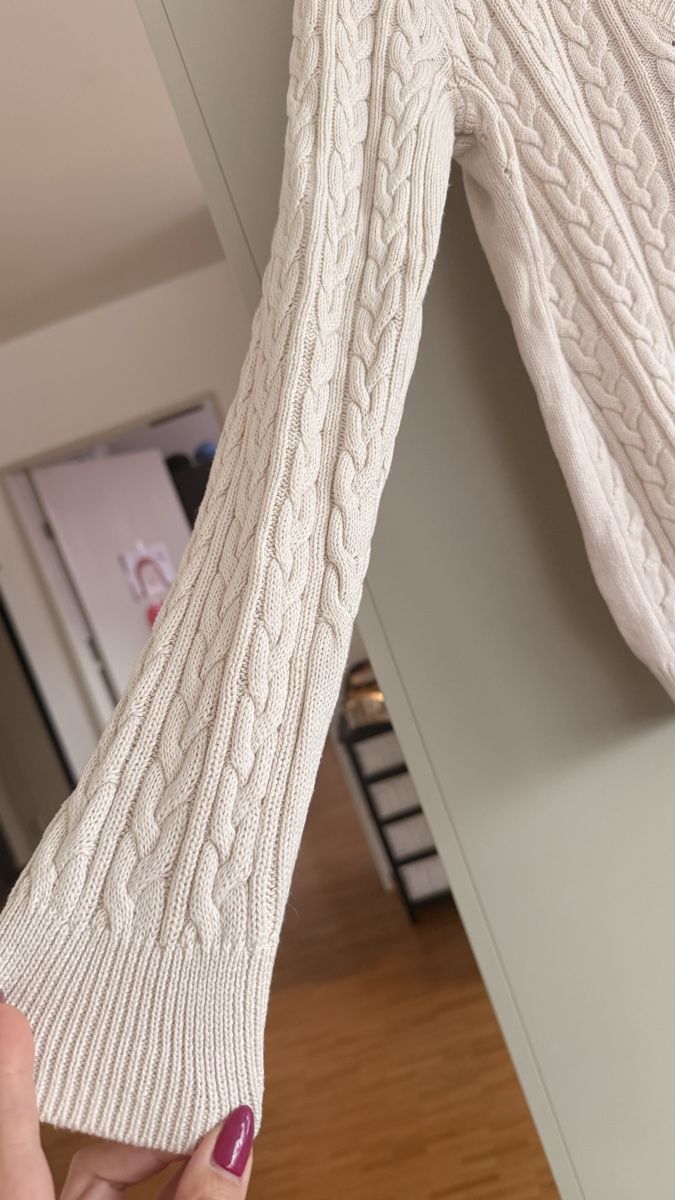 Maglioni & Felpe: Beiger Strickpullover mit V-Ausschnitt und Zopfmuster gr.L – Usato da Winterthur venduto da -BeHappy24- 5