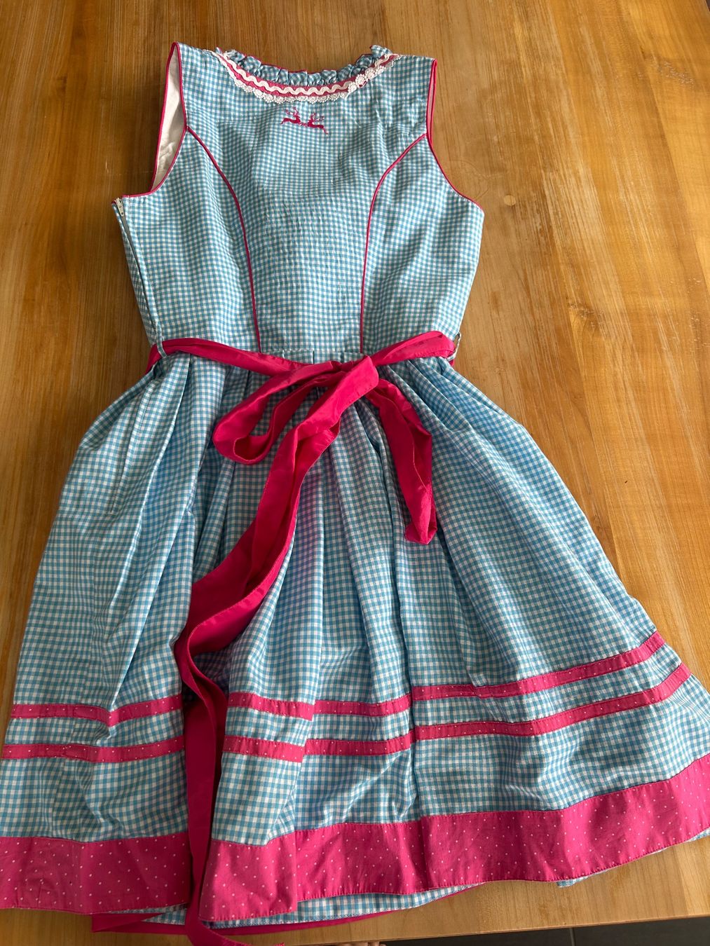 Costumi: WiesenKönig Dirndl Gr.36, Top Zustand – Usato da Thusis venduto da mic_wbp5 2