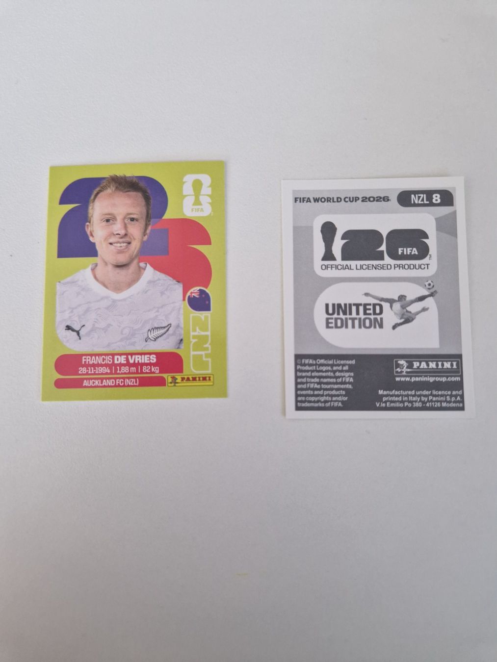 Panini Cartes à collectionner: Panini Sticker NZL8 – Neuf (Voir description) à Stüsslingen par white_angel86