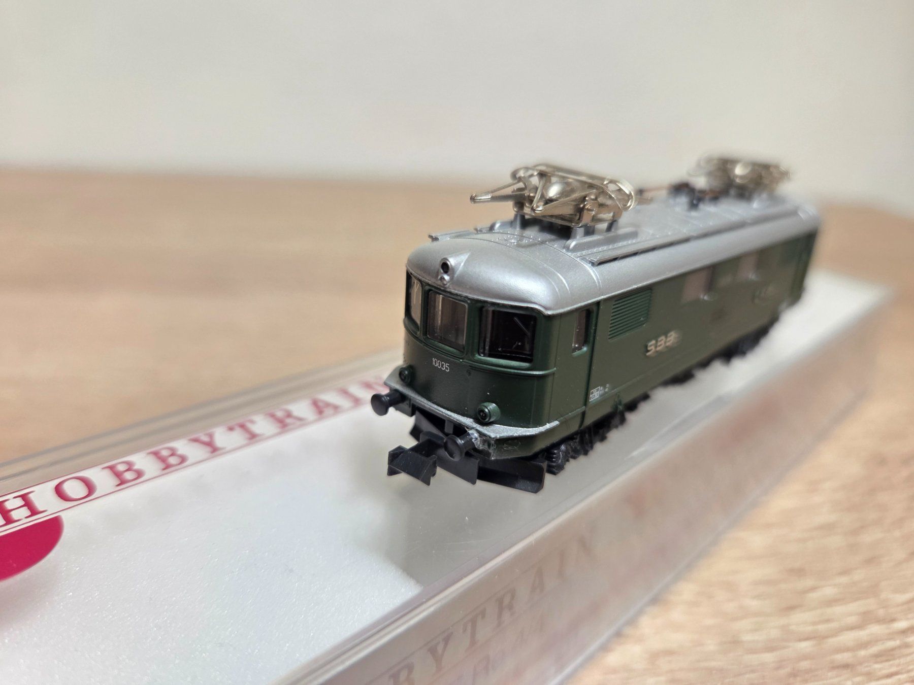 Hobbytrain Modellini di ferrovie: Hobbytrain N 11016 E-Lok 10035 SBB – Usato da St-Aubin-Sauges venduto da Lo_Go 2