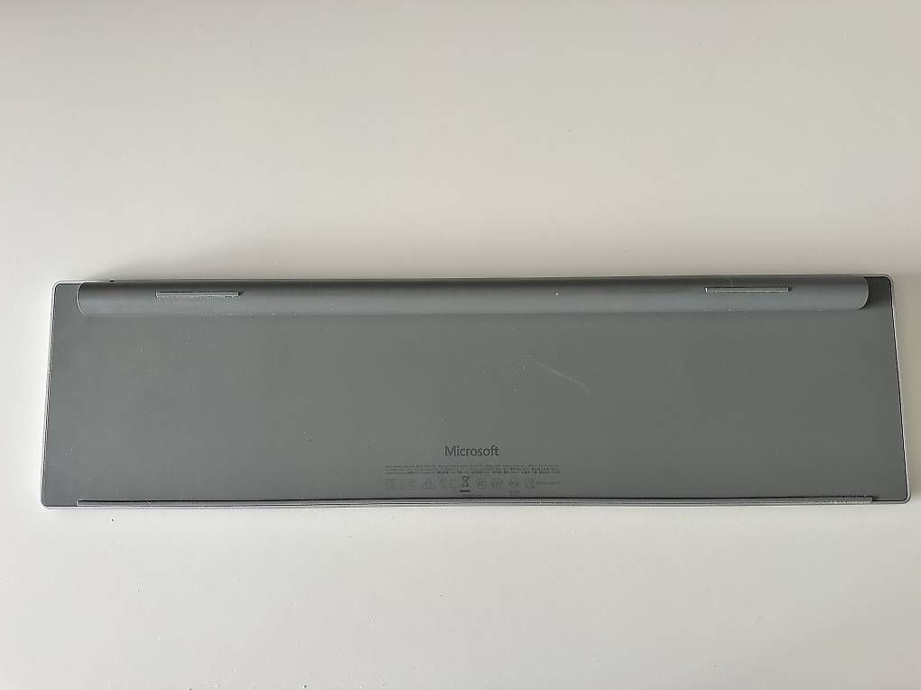 Tastiere: Microsoft Surface Tastatur  – Usato da Birsfelden venduto da Firefighter911 2
