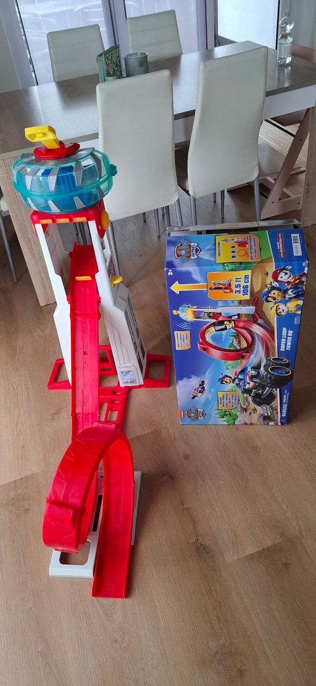Giocattoli: Paw Patrol Rescue Wheels Super Loop Tower HQ – Usato da Uttwil venduto da jason019 1