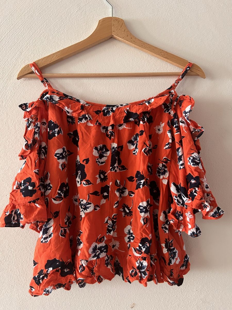 Camicette: Schulterfreie Bluse mit Blumenmuster, Grösse S – Usato da Wetzikon ZH venduto da rachele_nocco 3