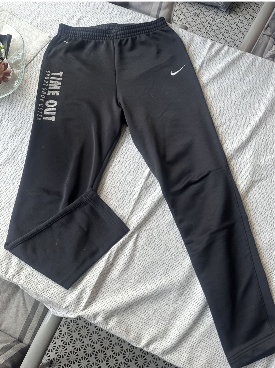 Nike Hosen: Nike Dri-Fit Sporthose – Gebraucht aus Rhäzüns von romina._gr