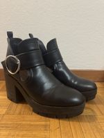 Schwarze Stiefeletten mit Absatz, Gr. 39 - Top Zustand