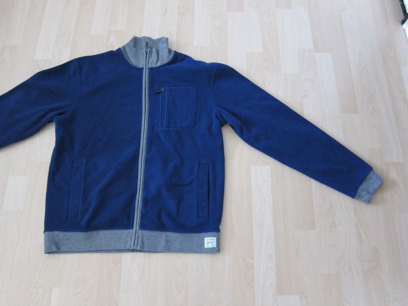Esprit Vestes: Esprit Fleece Jacke Gr. Xl – Neuf avec emballage d'origine à Sachseln par Palur 2