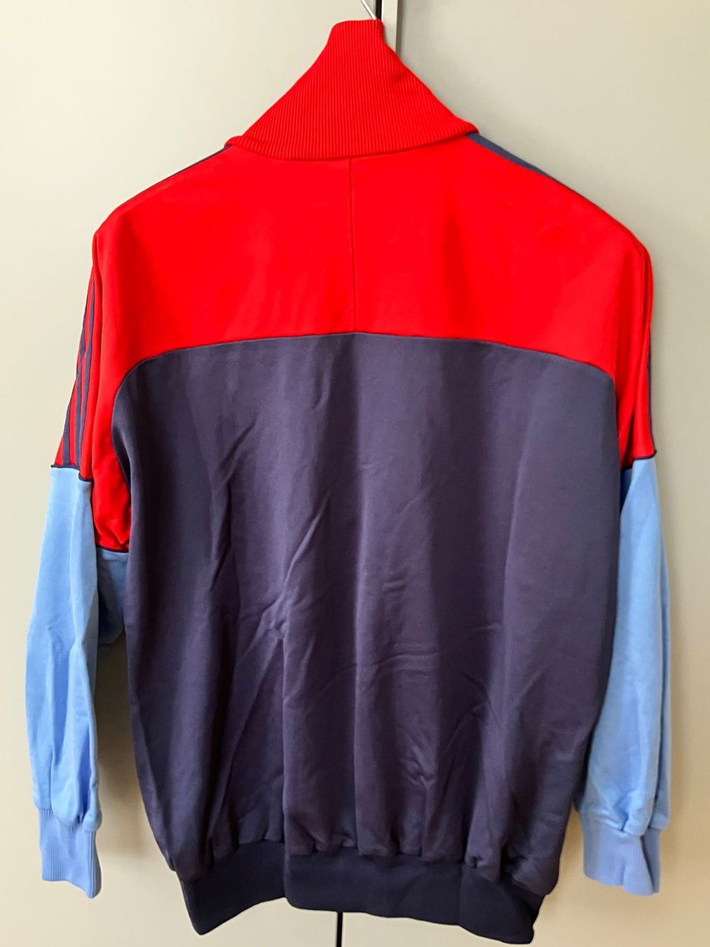 Adidas Vestes: Adidas Trainerjacke Männer, Gr.54 – D'occasion à Zürich par sf9_mqh7 1