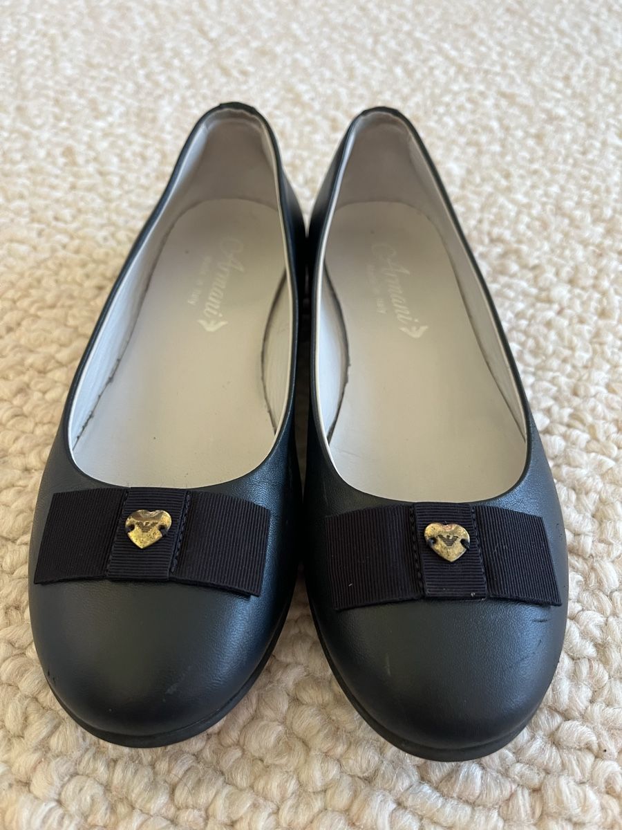 Armani Chaussures filles: Armani Ballerines 100% cuir – D'occasion à Genthod par Bilibi 1