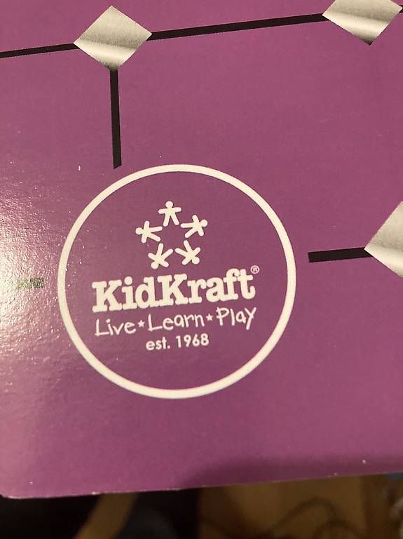 Puppenhäuser & -möbel: Maison de poupées KidKraft – Gebraucht aus Montreux von Belmont02