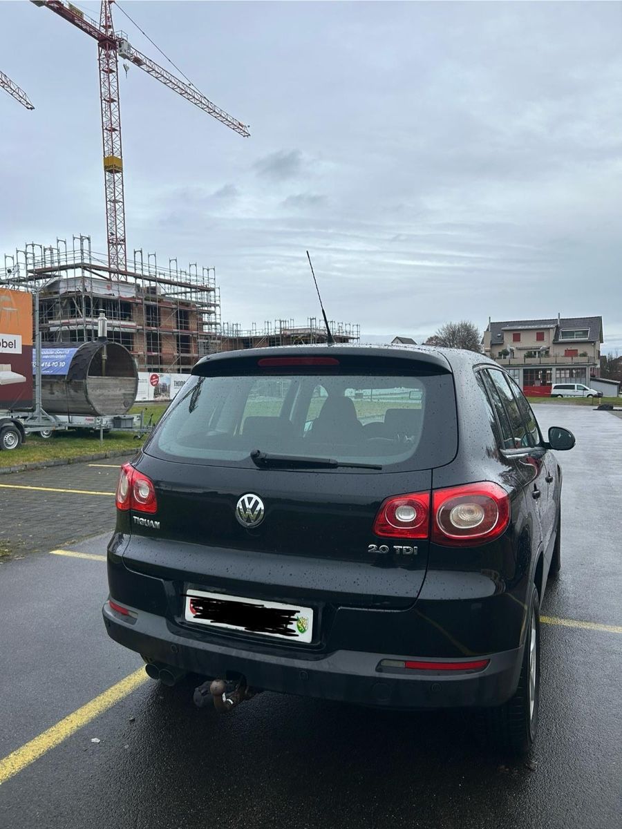 VW Automobili: VW Tiguan 2.0 TDI mit MFK – Usato da Amriswil venduto da iza_6gxz 1
