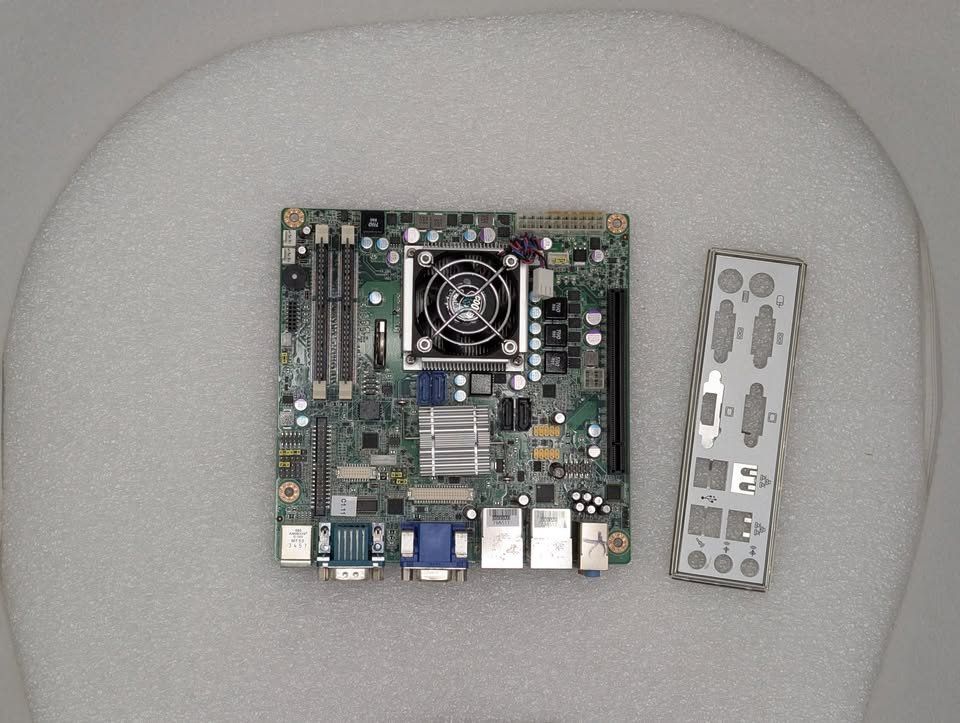 Schede madri: Advantech AIMB-272G2 Mini-ITX industriel / CPU Intel / 16GB – Usato da Ecublens VD venduto da Netfinity 1