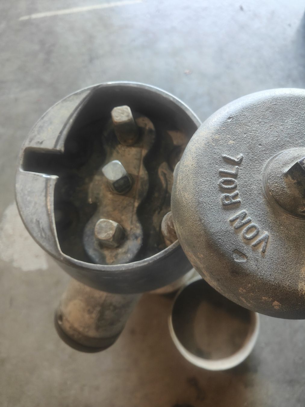 Extincteurs: Von Roll Hydrant – D'occasion à Oberentfelden par Freeride2 2