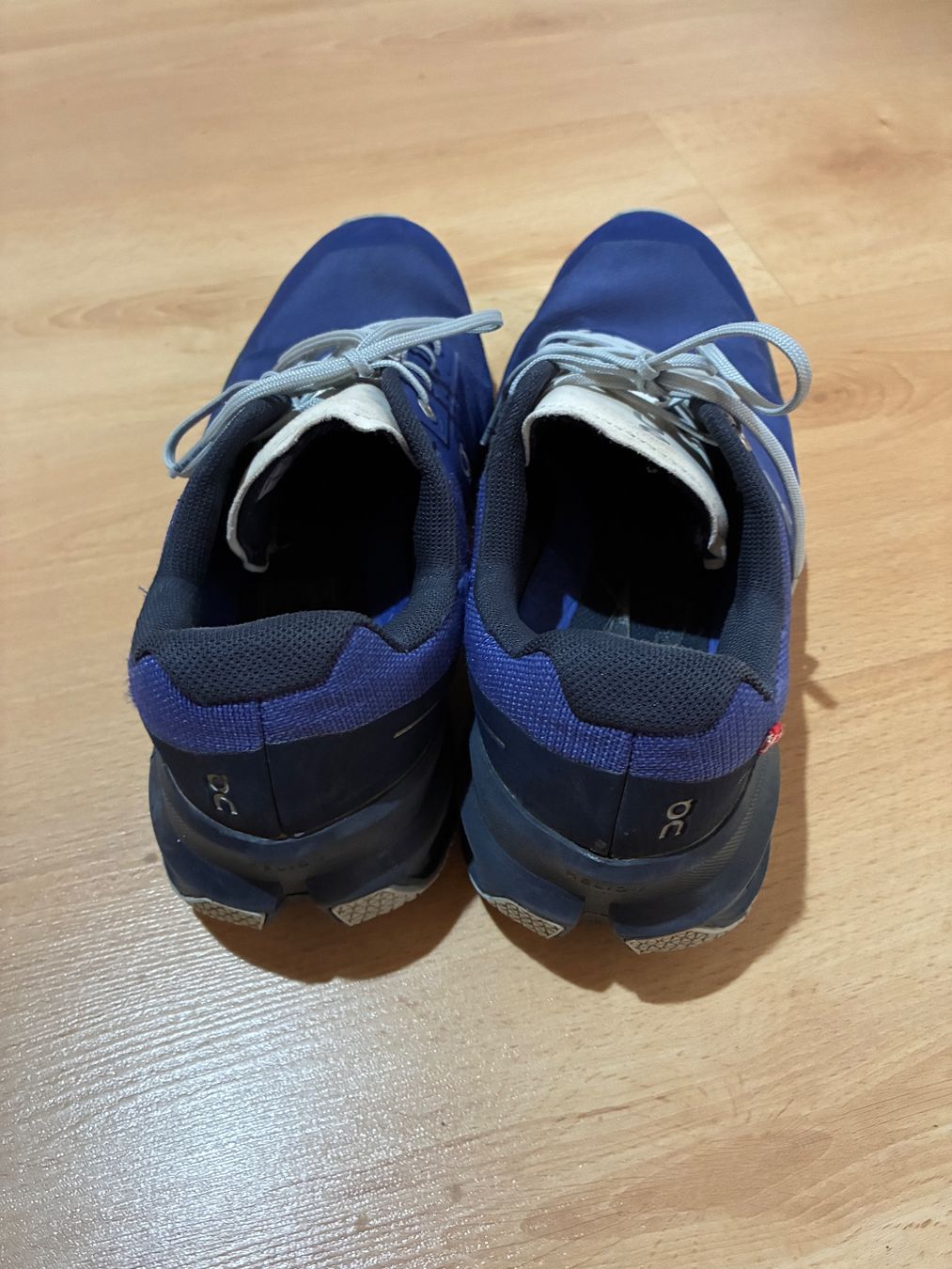 On Herrenschuhe: Chaussures de course On Cloudultra 42 – Gebraucht aus Bouveret von uri_cq5w 1