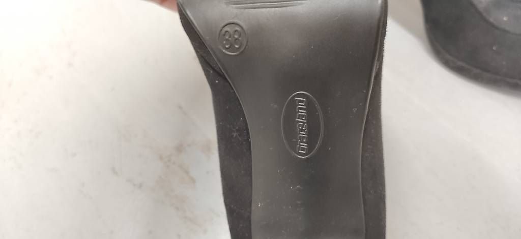 Scarpe da donna: getragene schwarze Highheels Gr. 38 Buffalo – Nuovo (secondo la descrizione) da Oberentfelden venduto da MrRicardolino 1
