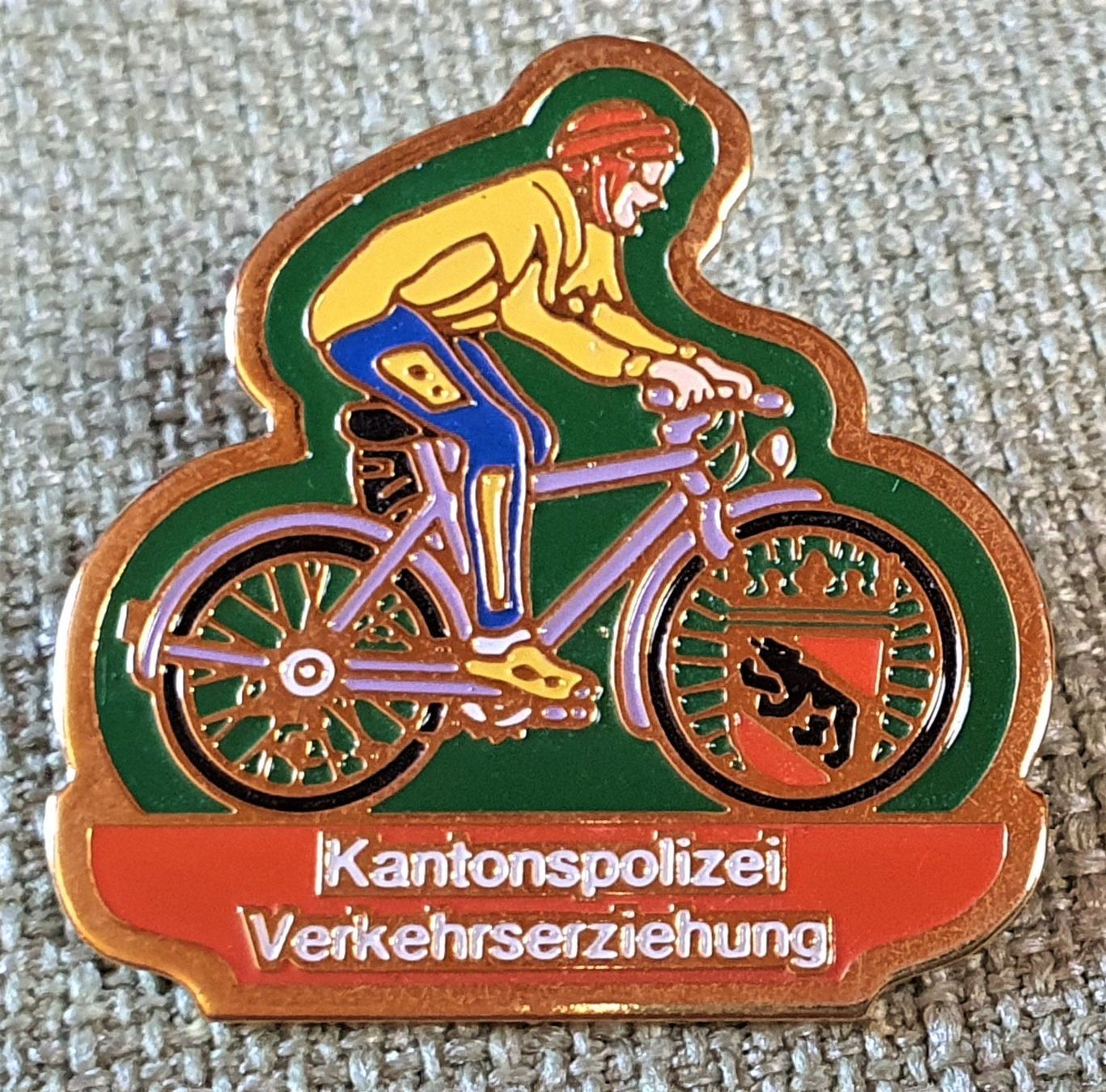 Spille: E382 - Kantonspolizei Verkehrserziehung – Usato da Reinach BL venduto da Boston-Verkauf