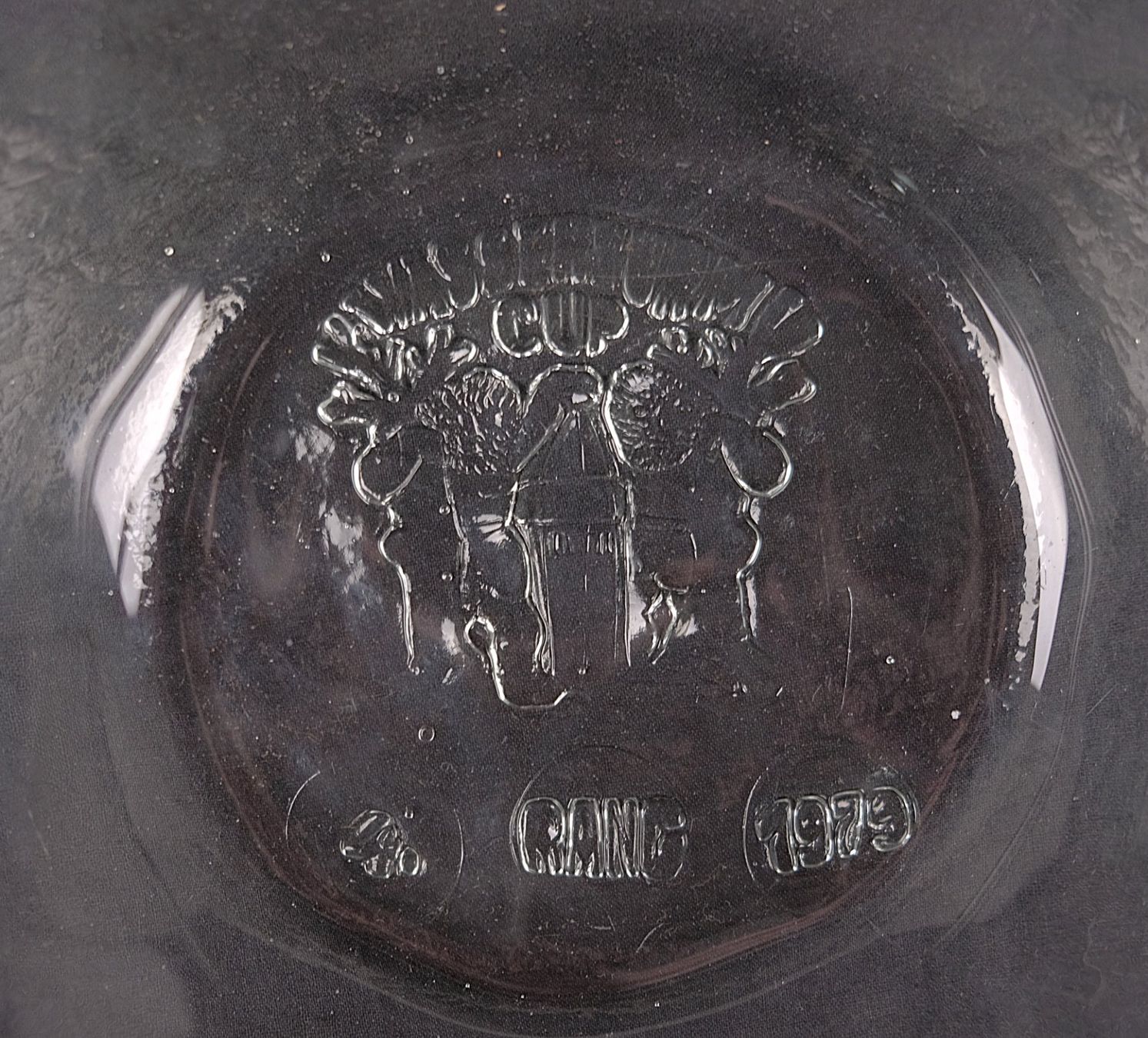 Ciotole: Glasschale mit "Wasserturm Cup 4. Rang 1979" Druck – Usato da Volketswil venduto da brockipfannenstil 4