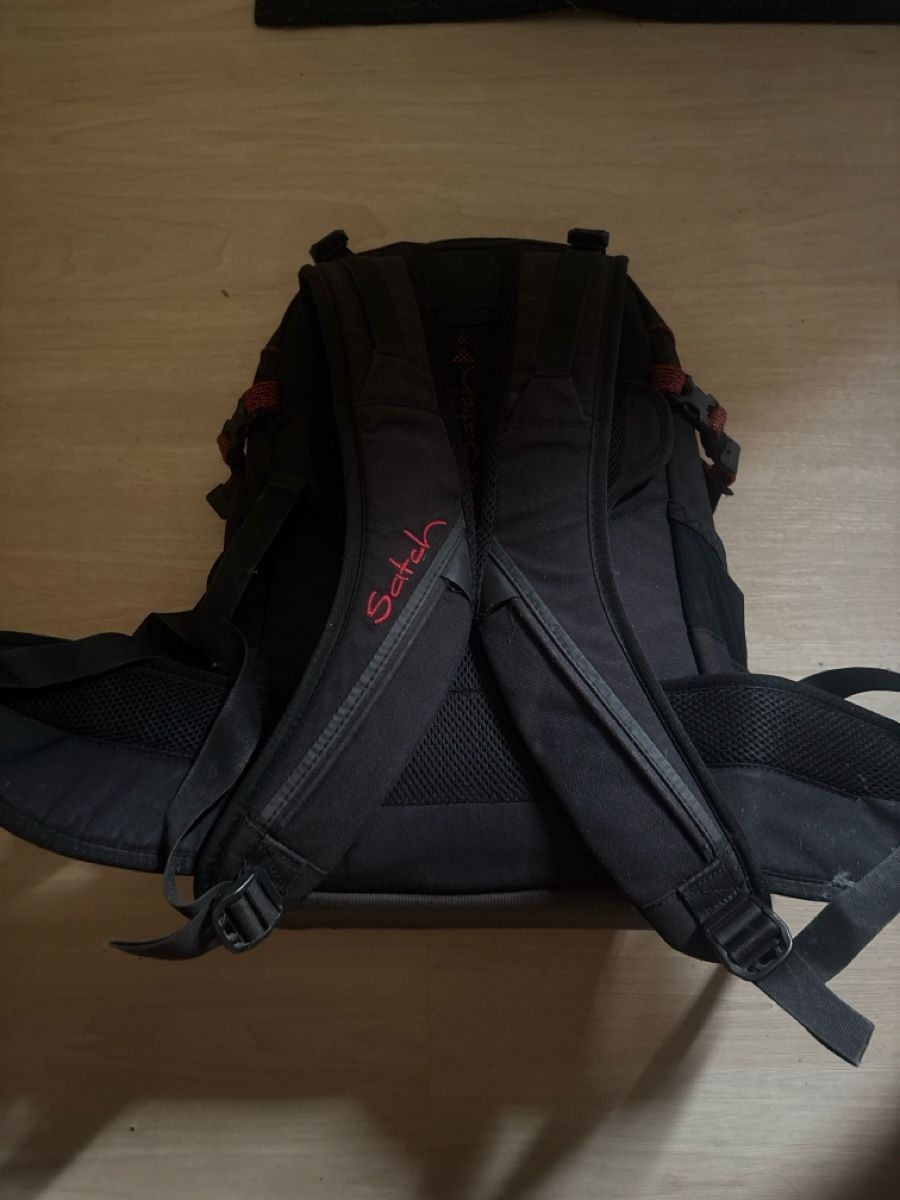 Satch Sacs à dos: Schulrucksack Satch schwarz – Neuf (Voir description) à Netstal par mir_wh7f 2