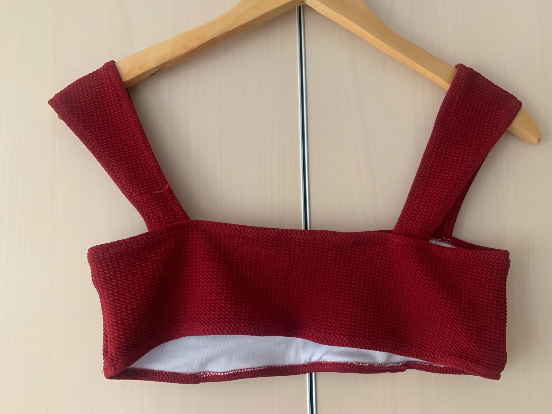Top: Rotes Sommer Top, Grösse M – Usato da Rosshäusern venduto da MiJoDoOl 1
