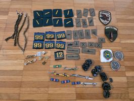 Grosses Konvolut Schweizer Armee Abzeichen & Gradabzeichen