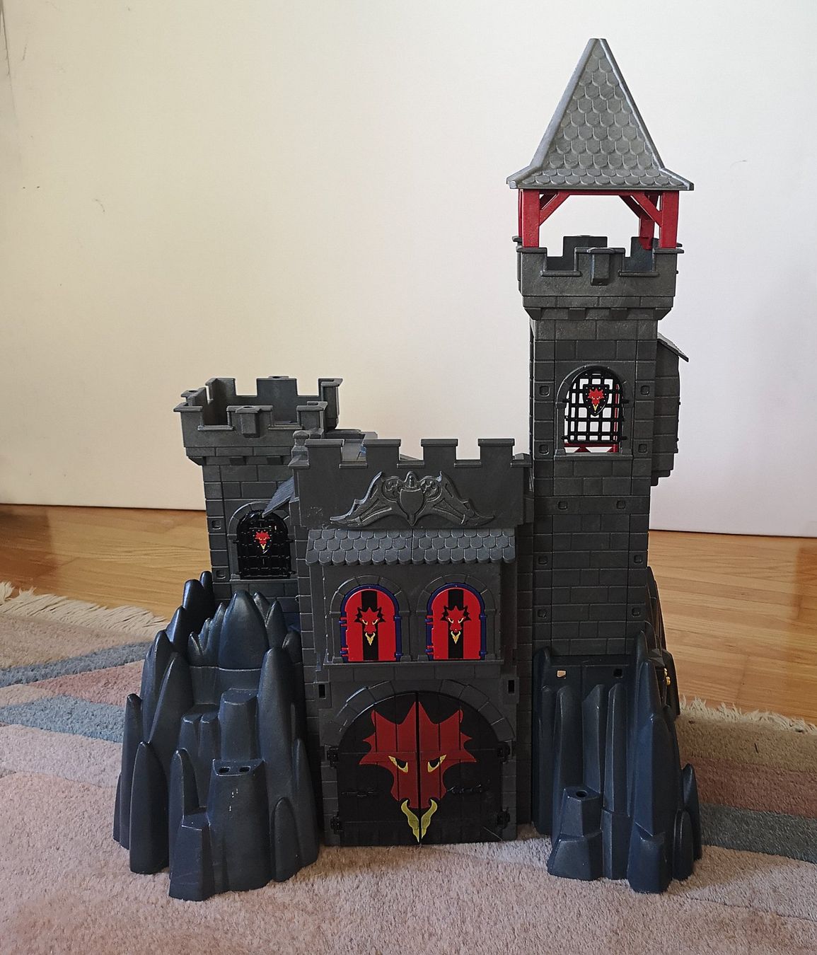 Giocattoli: Playmobil Drachenfestung – Usato da Chur venduto da Bellissimi
