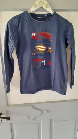 Pullover gr. 146/152 vom Manor mit LKW