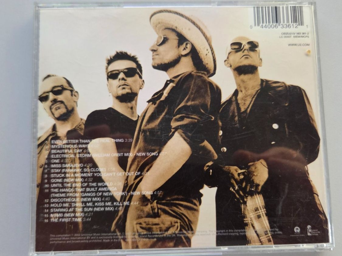 CDs: CD U2 - The Best of 1990-2000 – D'occasion à Schaffhausen par Kellerrassel 2