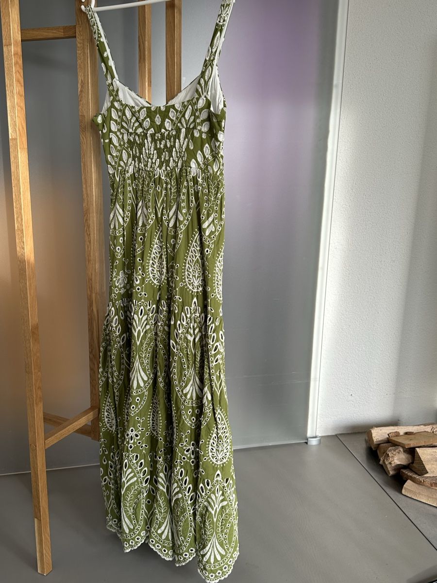 Zara Vestiti: Grünes Sommerkleid – Usato da Gipf-Oberfrick venduto da Gabor5 3