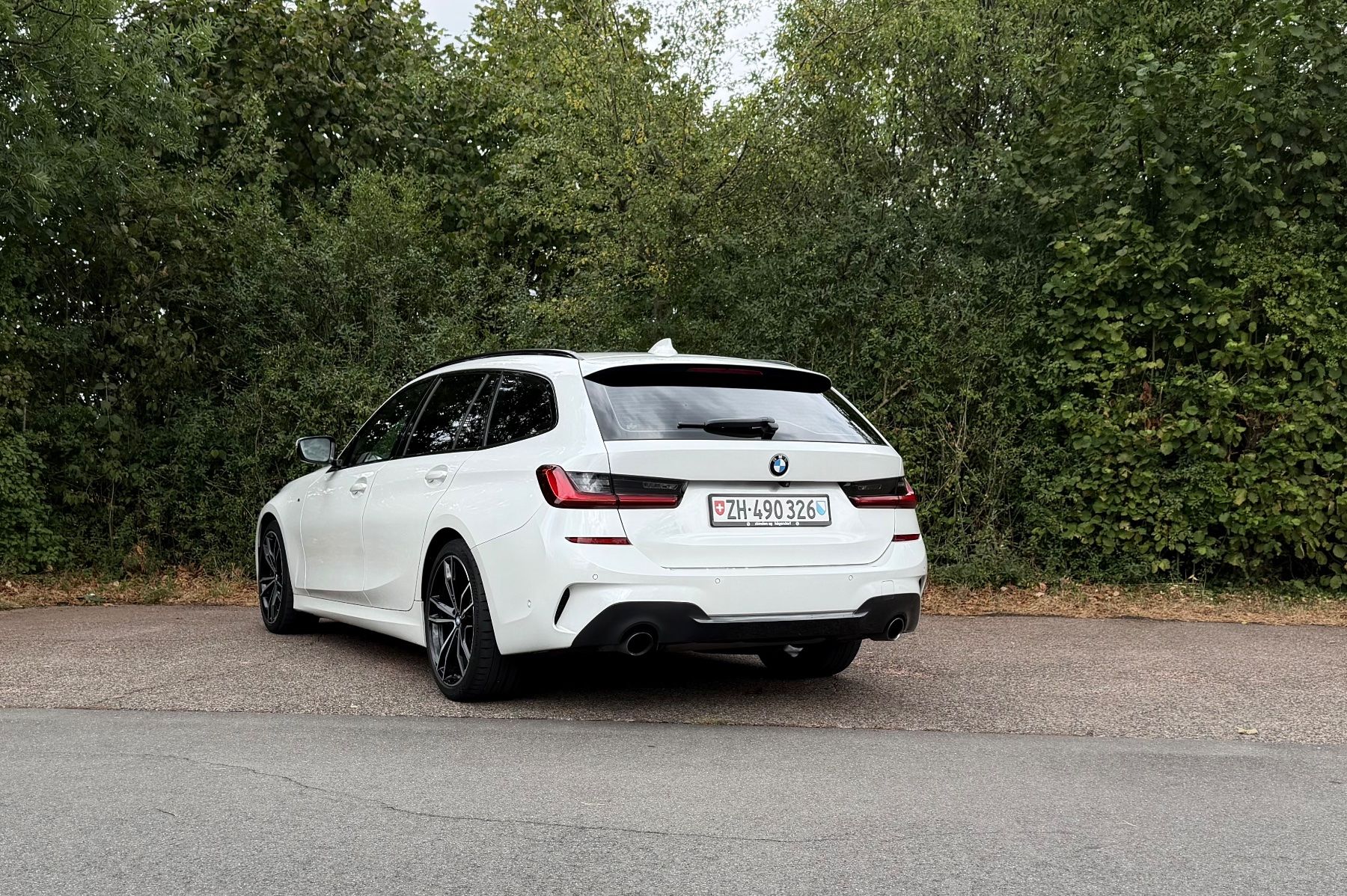 BMW Automobili: BMW 330xd M Packet Touring – Usato da Buttikon SZ venduto da Samirali 3