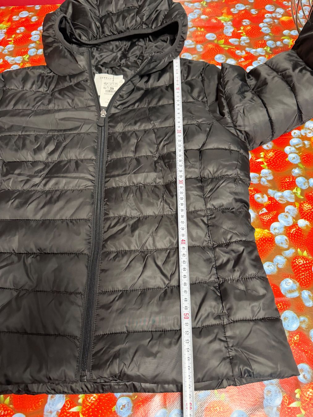 Giacche: Schwarze  Jacke mit Kapuze, Gr. L - Neu – Nuovo e nell'imballaggio originale da Cugnasco venduto da tizianaq 6