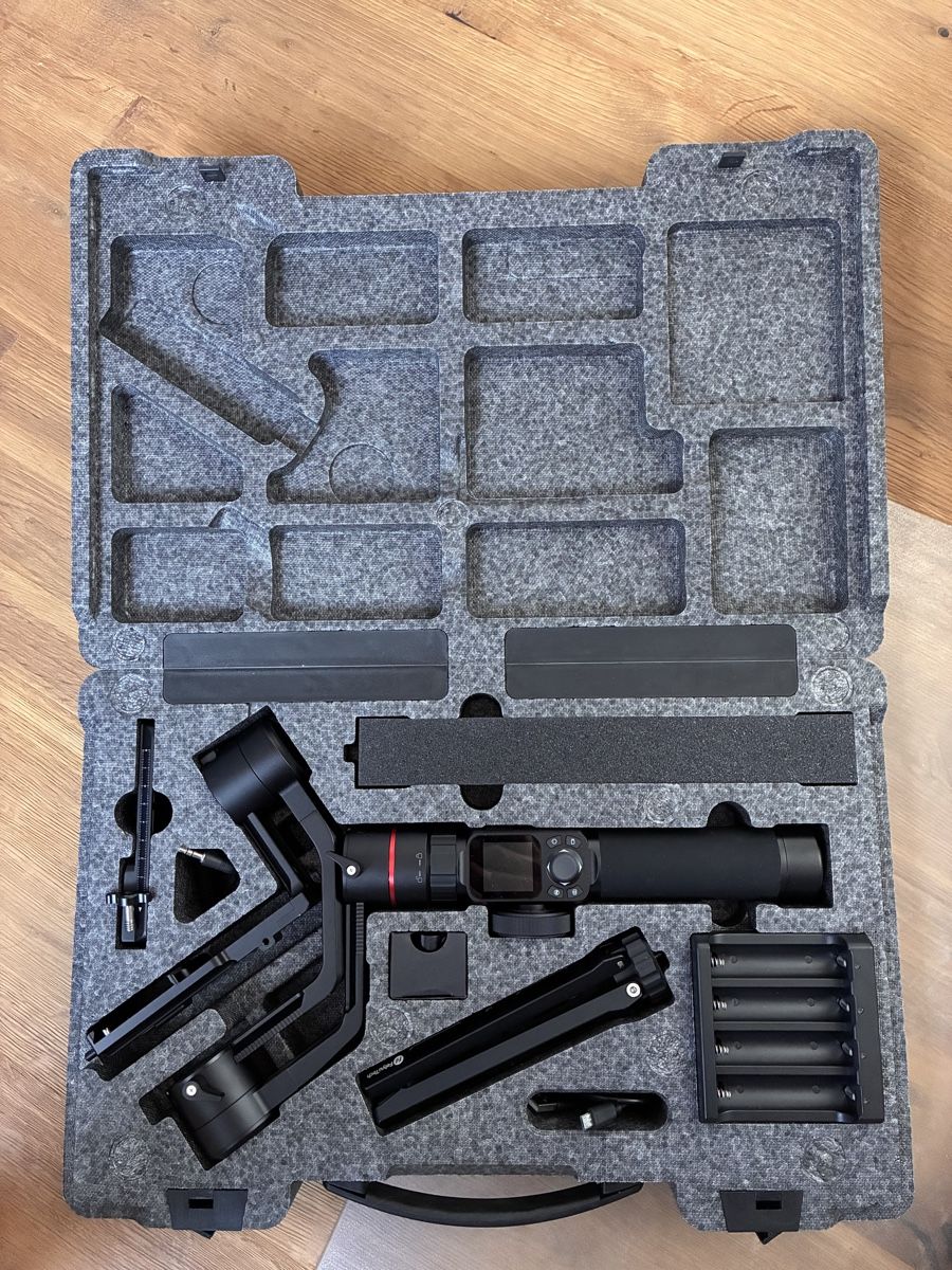 Zhiyun Altri Accessori: Zhiyun Crane 2 – Nuovo (secondo la descrizione) da Staufen venduto da Mockingyaj