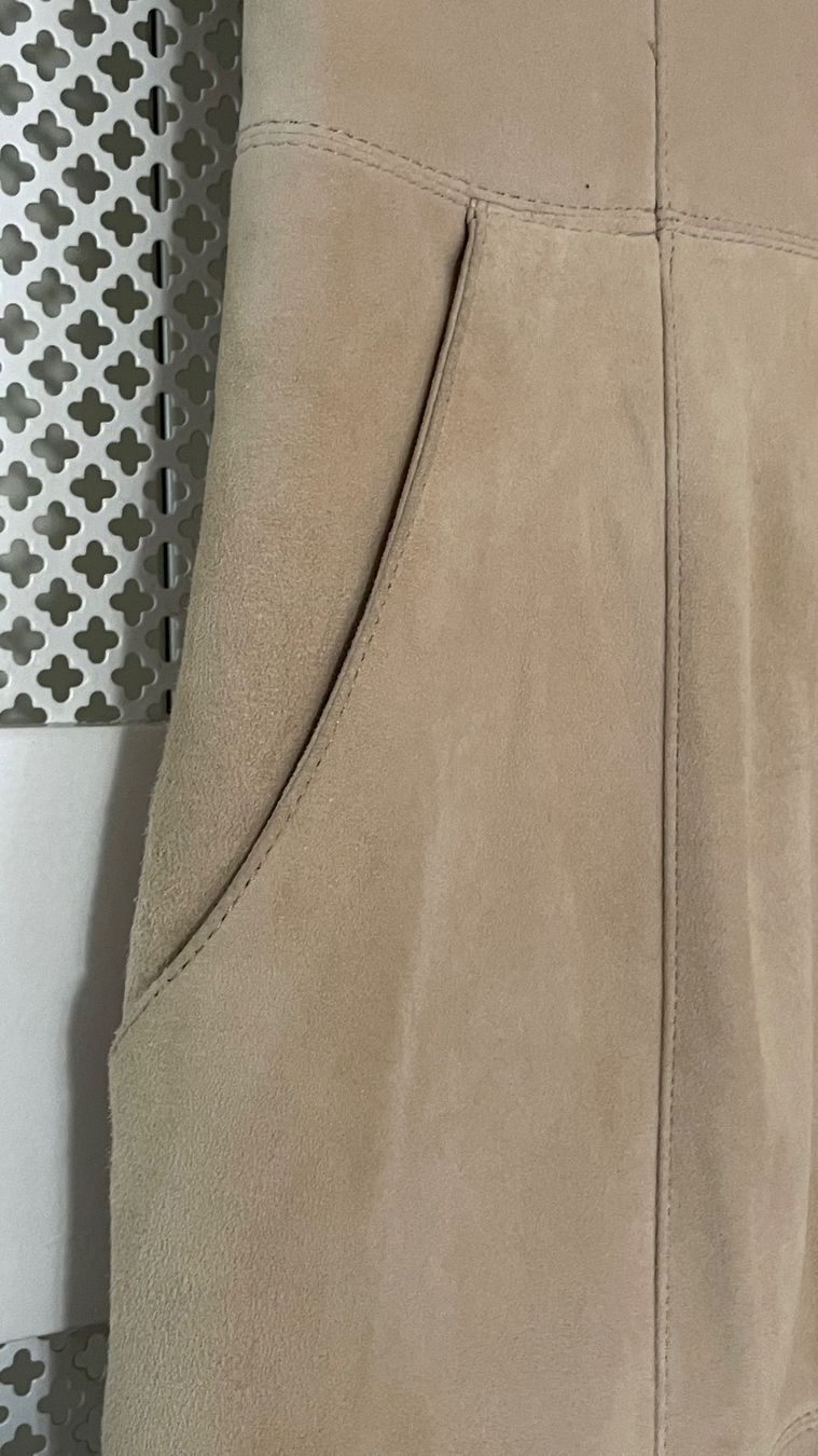 H&M Vestiti: Wildleder Kleid H&M Grösse 34 beige – Usato da Zollikon venduto da rundbsurf 2