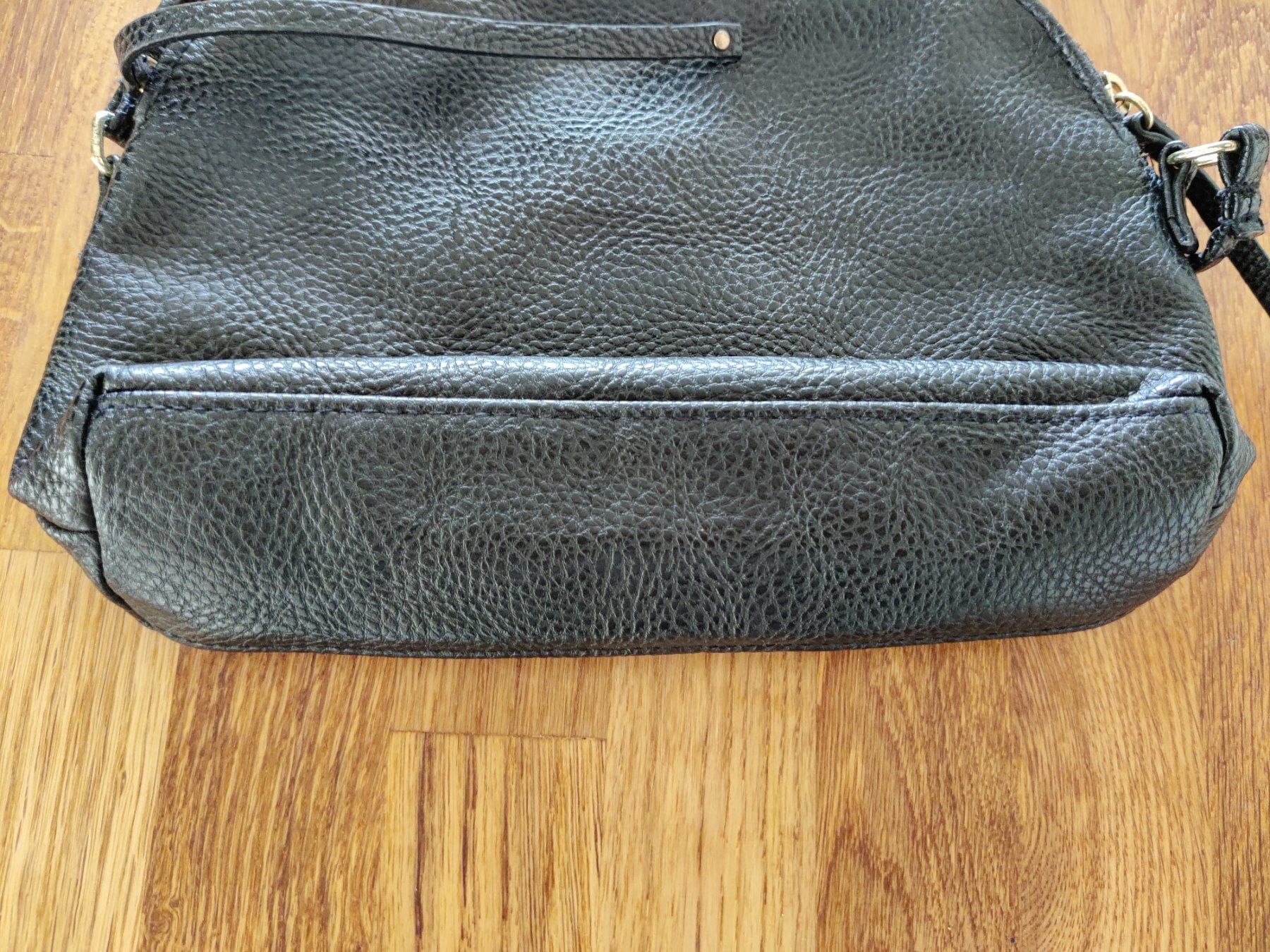 H&M Borse da donna: schwarze Schultertasche H&M – Usato da Schönenwerd venduto da sal_75dx 1