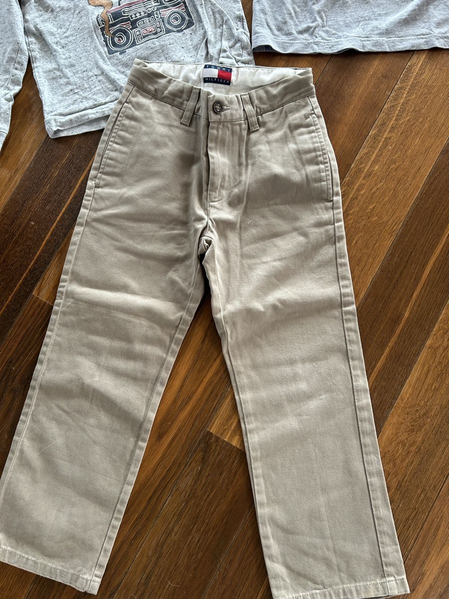 Tommy Hilfiger Lotti & Set di vestiti: Marc Jacobs Pullover, Bluse und Hilfiger Hose Grösse 116 – Usato da St. Gallen venduto da jojan 3