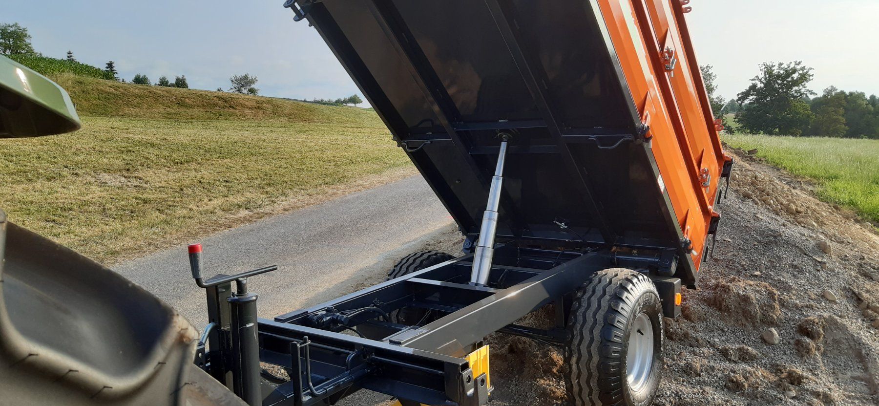 Camions-bennes: 1-Achs Kipper – Neuf avec emballage d'origine à Muolen par Profi010 1