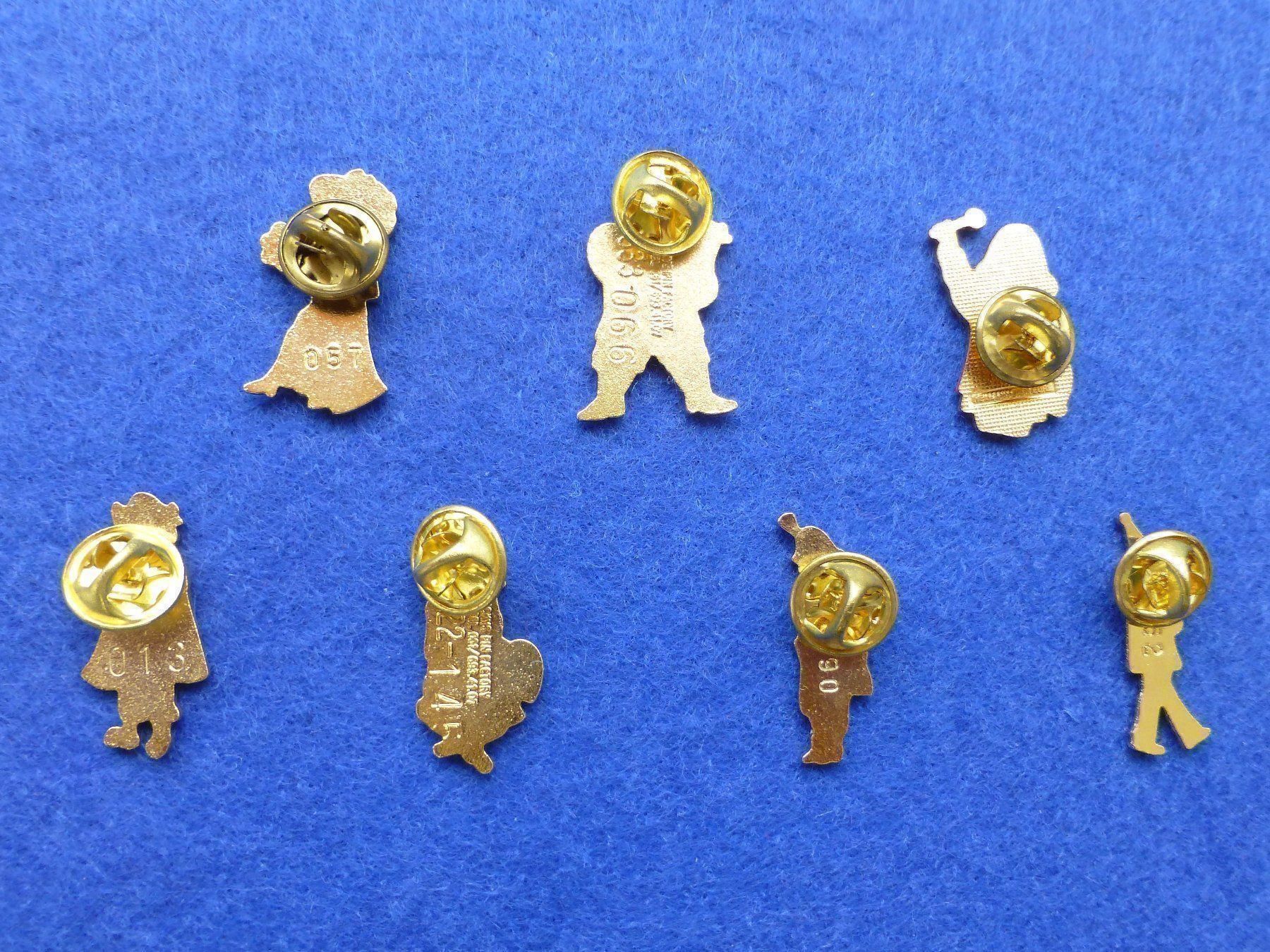 Basler Plaketten & Abzeichen: Pins Fasnacht Basel, nummeriert – Gebraucht aus Basel von Falconis 1