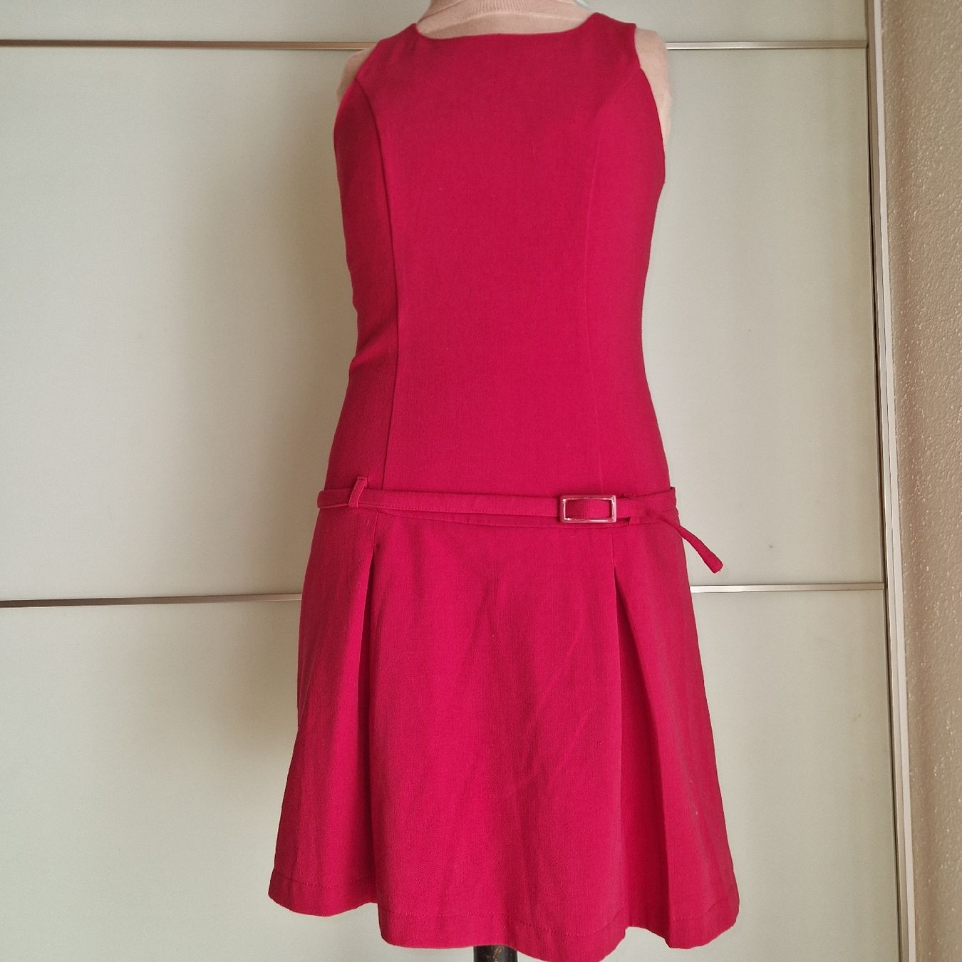 Vestiti: Elegantes, rotes Minikleid mit Gürtel - Grösse 38/M – Usato da Gwatt (Thun) venduto da Letzte-Chance-II 1