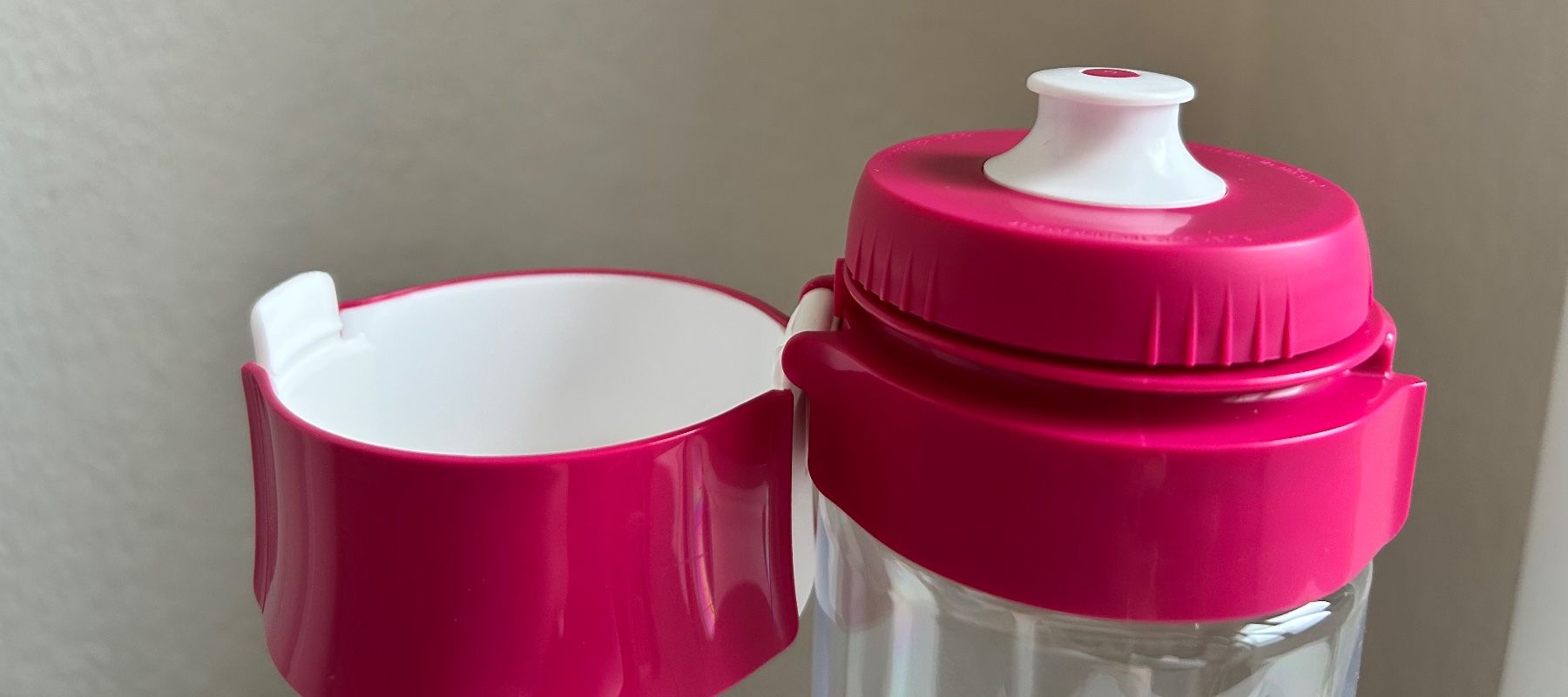 Sanitari: Brita Filterflasche Pink + 2x 3er Packung Filter – Usato da Hirzel venduto da ange4586 1