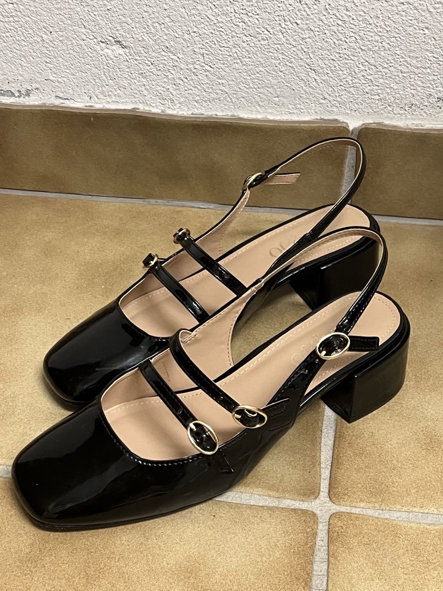 Scarpe da donna: Black Patent Slingback Size 38 – Nuovo (secondo la descrizione) da Savièse venduto da Flowery_x