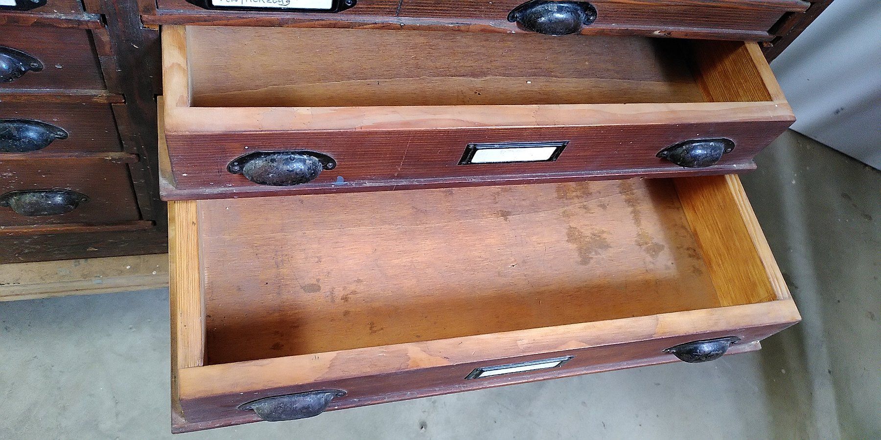 Kommoden: Antiker Schubladenkorpus, Werkstattmöbel – Gebraucht aus Diessenhofen von Gingseng 4